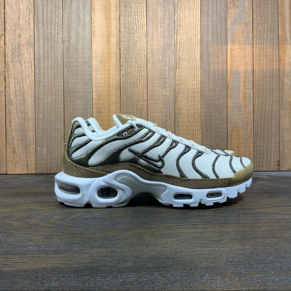 Women’s Air Max Plus PRM